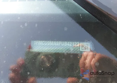 2023 Ford Escape St Line z USA, uszkodzony, nr VIN 1FMCU9MN8PUB42123